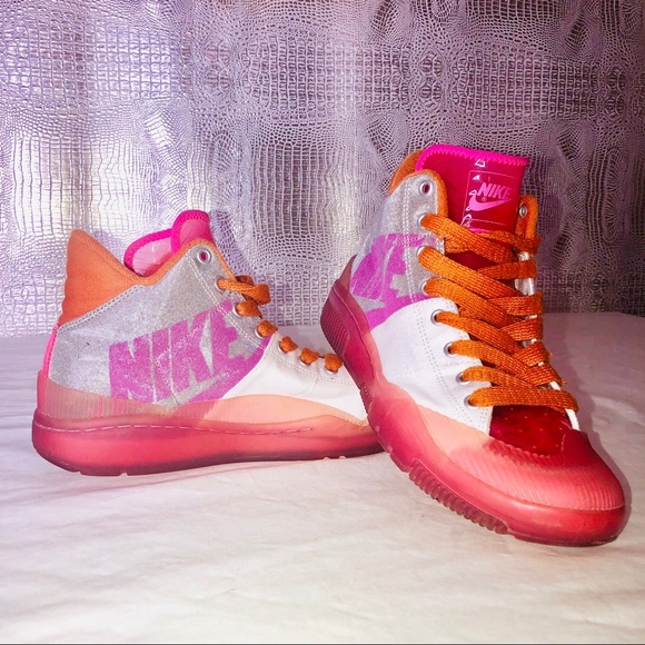 Nike Shoes - Rare Vintage Nike Outbreak